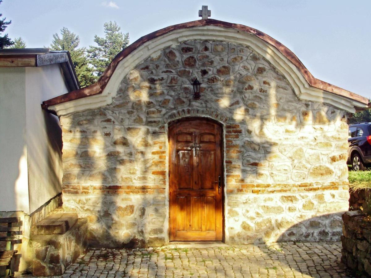 Ваканционно Селище Ива Sarnitsa Eksteriør billede
